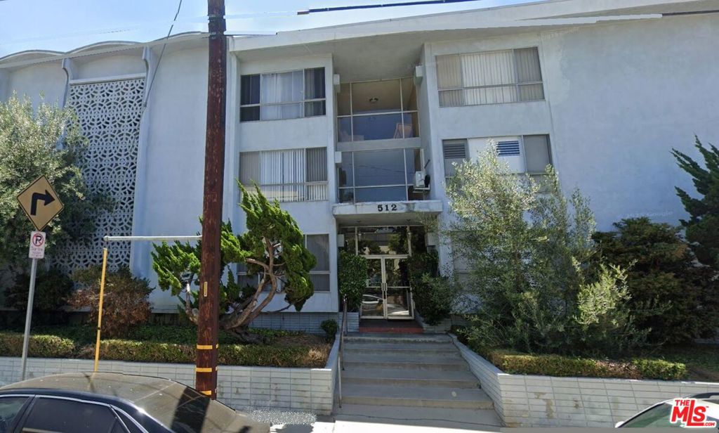 512 Evergreen Street