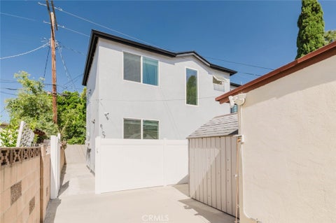 Photo of 8107 Lemona Avenue, Panorama City, CA 91402 (MLS # SR26108924)