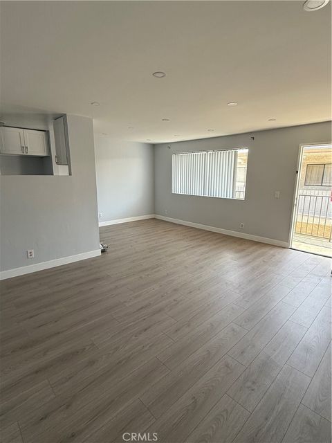 Photo of 822 Lomita Avenue #7, Glendale, CA 91205 (MLS # CV26063467)