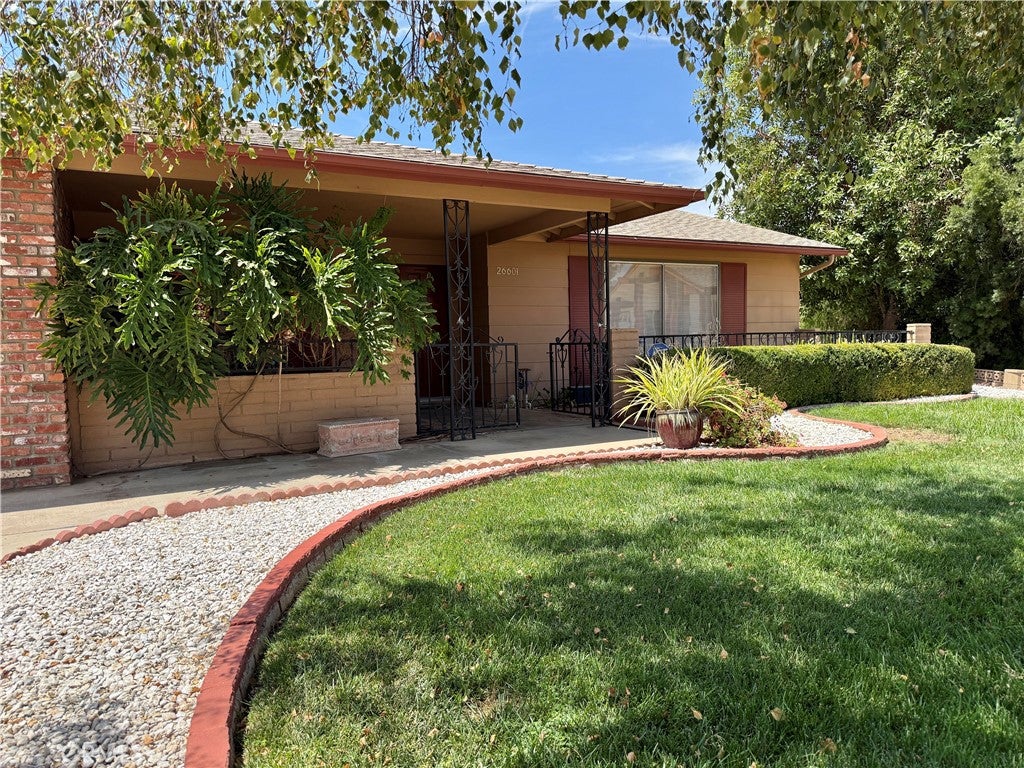 26601 Amhurst Court