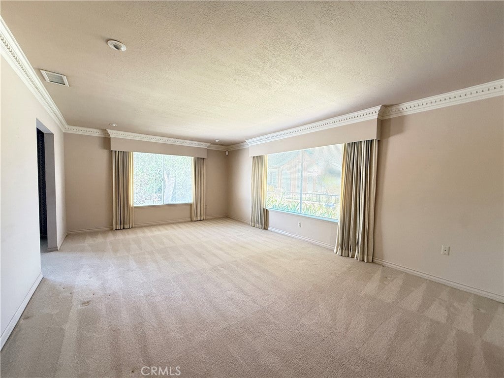 26601 Amhurst Court
