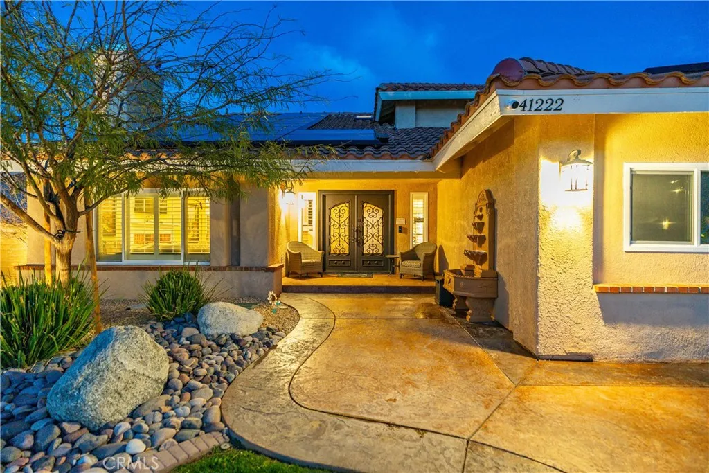 Palmdale, California 93551, United States, 5 Bedrooms Bedrooms, ,3 BathroomsBathrooms,Residential,Pending,212383