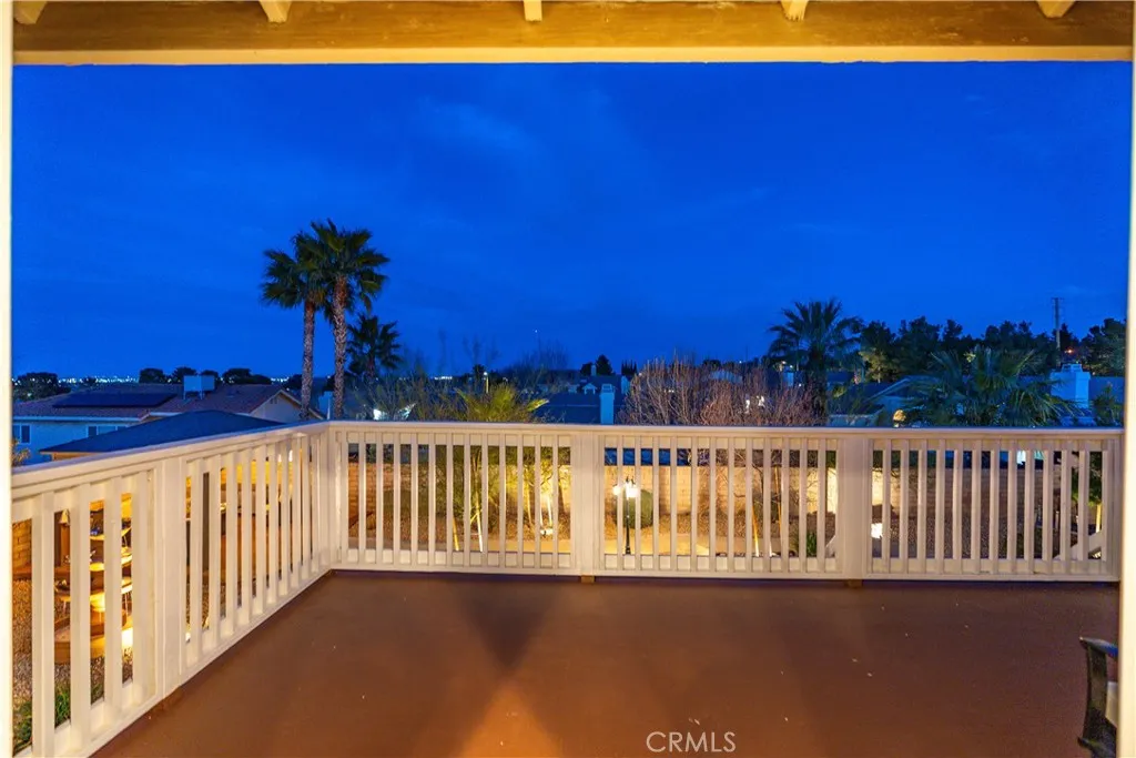 Palmdale, California 93551, United States, 5 Bedrooms Bedrooms, ,3 BathroomsBathrooms,Residential,Pending,212383