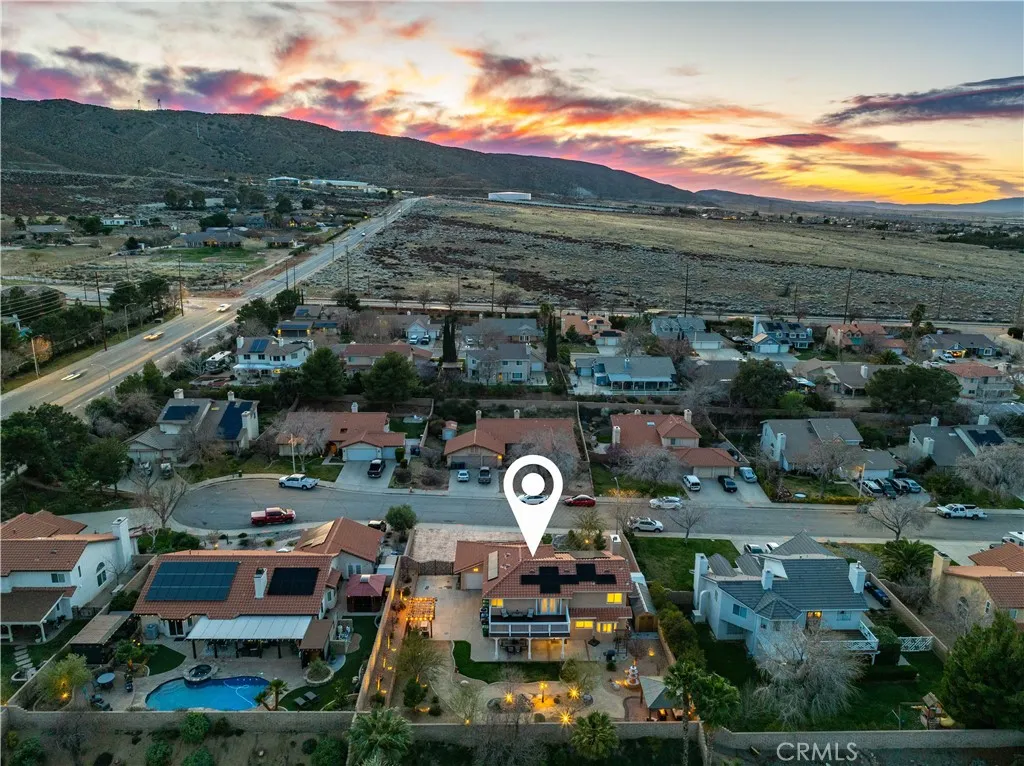 Palmdale, California 93551, United States, 5 Bedrooms Bedrooms, ,3 BathroomsBathrooms,Residential,Pending,212383