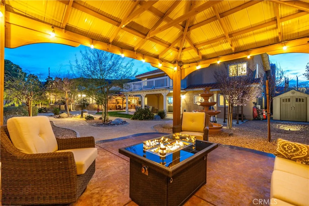 Palmdale, California 93551, United States, 5 Bedrooms Bedrooms, ,3 BathroomsBathrooms,Residential,Pending,212383