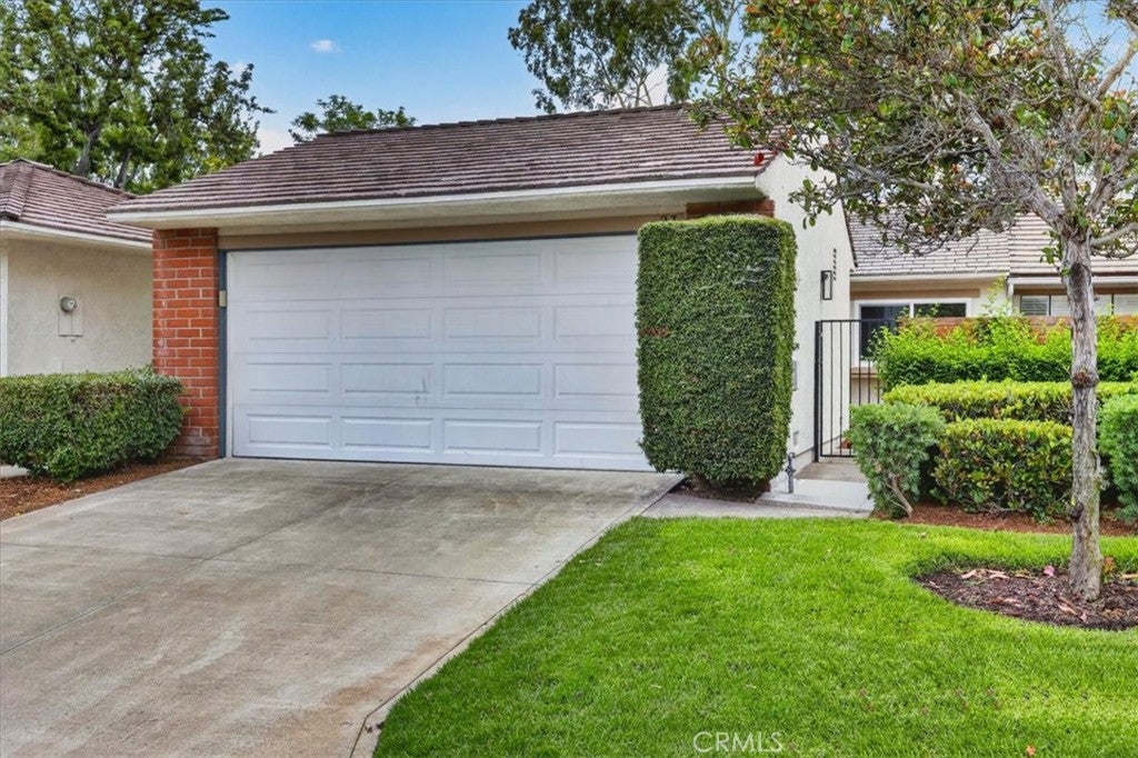 27 Dogwood S, Irvine CA 92612