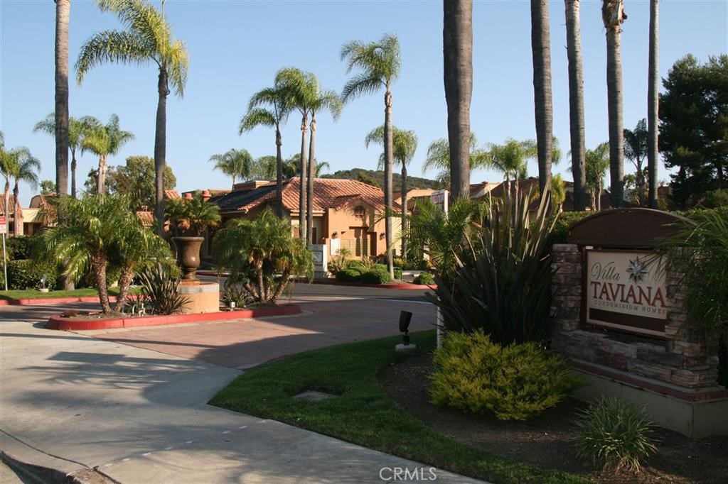 Beautiful Lower Level 1 Bedroom, 1 Full Bathroom Condo, located in the Villa Taviana Community. With two assigned parking Spaces (one covered and one uncovered). The Kitchen has granite counter tops, Stainless Steel Appliances, Built in Microwave, Dishwasher, and Refrigerator. Travertine Floors in most rooms. Primary Bedroom with very large walk-in closet. Stackable Full-Size Washer and Dryer. Very Large Back Private Patio. The HOA Features 2 Swimming Pools and Spas, Tennis Courts, Gym, BBQ area and Electric Car Hookups. Villa Taviana is located near shops, restaurants; with very easy access to I-15 Freeway.