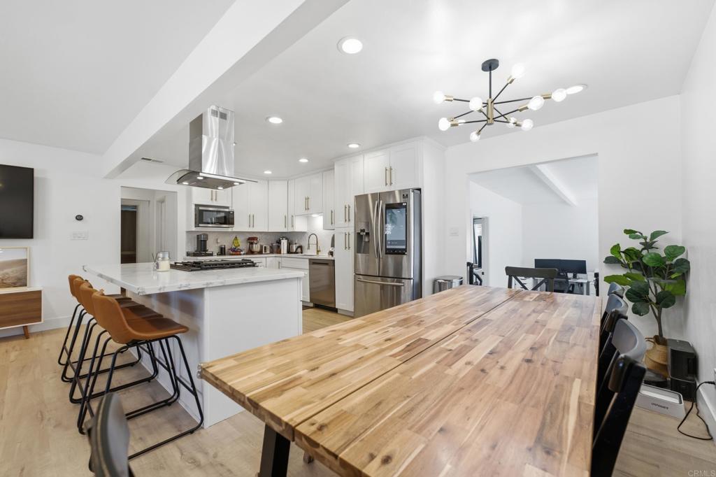 424 La Presa Avenue