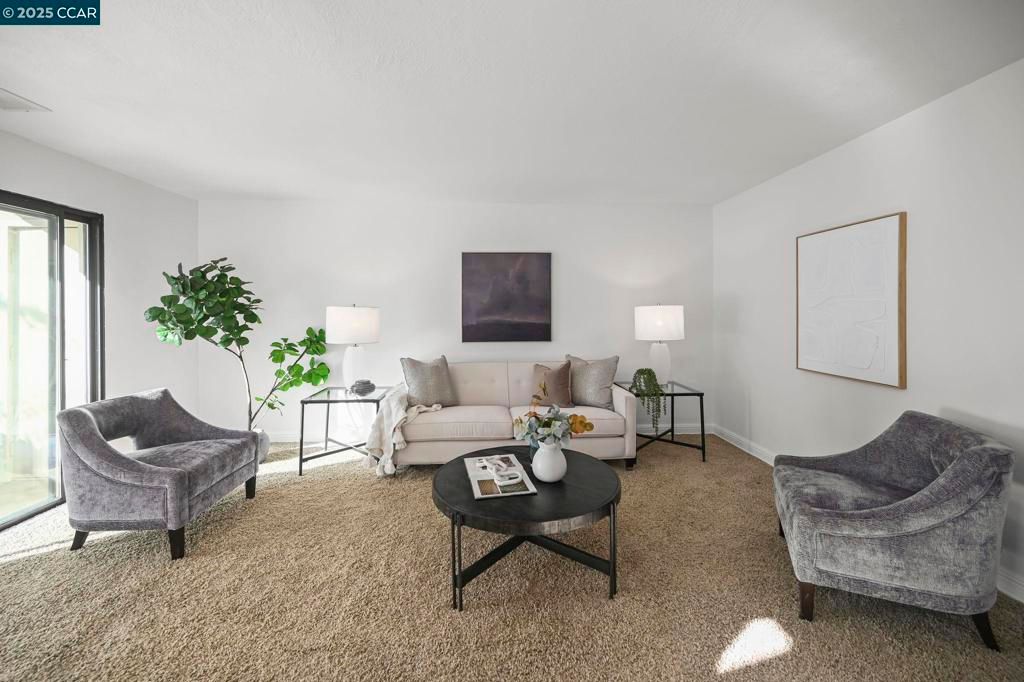 Photo of 3080 Fostoria Cir, Danville, CA 94526 (MLS # 41115241)