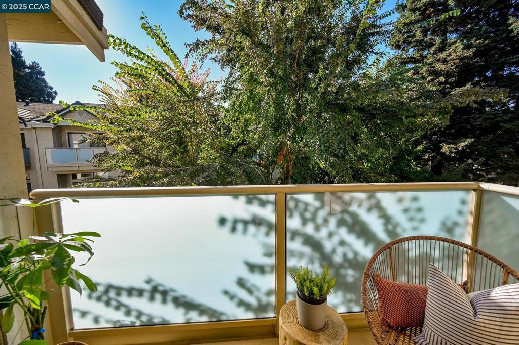 FOSTORIA TERRACE - Residential