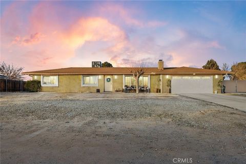 Photo of 21940 Carlisle Road, Apple Valley, CA 92307 (MLS # IG26021621)