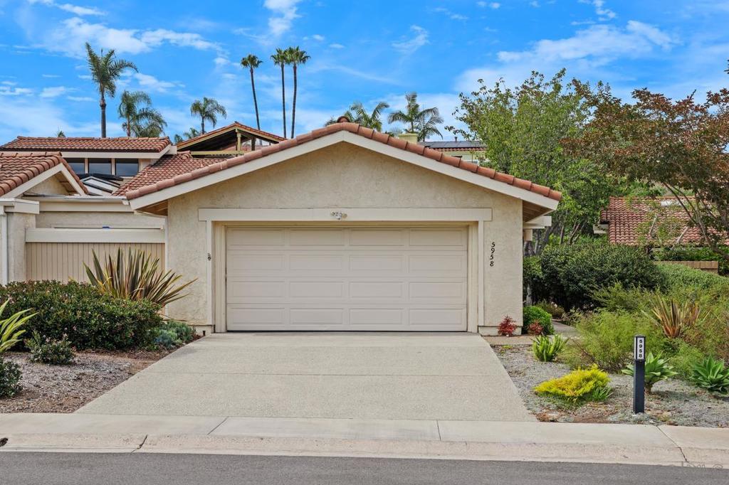 Meticulously cared for, this single-level twin home sits in the prestigious and serene enclave of La Jolla Alta. Expansive living and dining areas with soaring ceilings welcome streams of natural light and refreshing ocean breezes. Recently updated with brand-new carpet and fresh paint, the home is enhanced by elegant wood flooring with a refined tile inlay. A tranquil atrium filled with lush greenery brings the outdoors in, while the elegant primary suite offers dual closets, double sinks, and a serene soaking tub. The spacious, private backyard off the kitchen is low-maintenance and ideal for outdoor entertaining. Residents of La Jolla Alta enjoy an array of amenities at the community center, including a party room, library, state-of-the-art fitness center, pool and spa, along with pickleball and tennis courts. All just minutes from upscale shopping, dining, and the beautiful beaches of La Jolla.