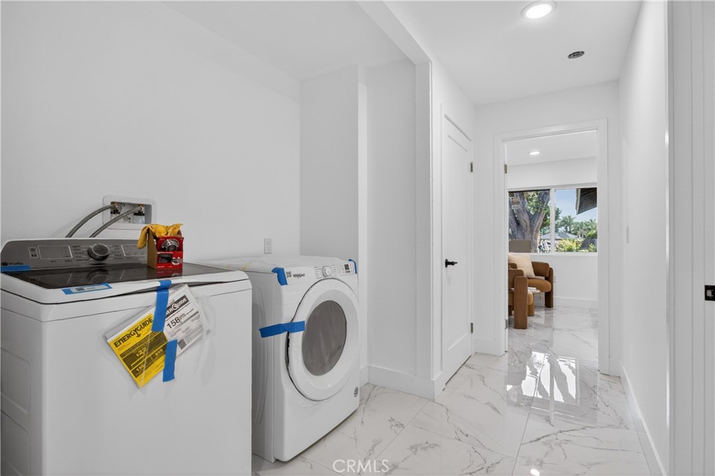 Lake Forest, California, 92630, United States, 3 Bedrooms Bedrooms, ,2 BathroomsBathrooms,Residential,Active,2038620