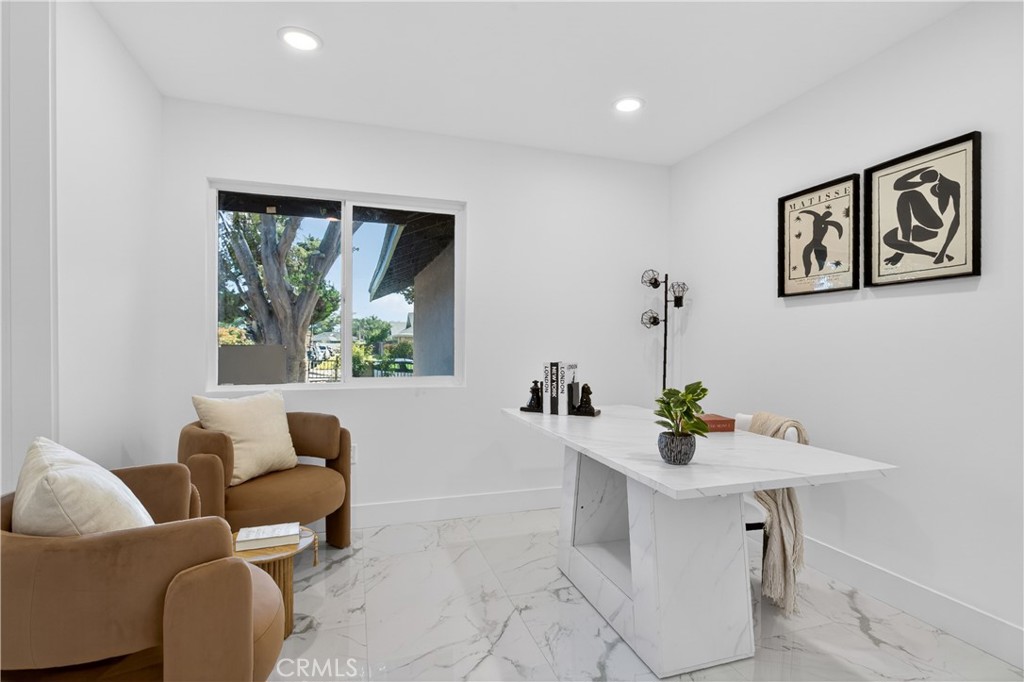 Lake Forest, California, 92630, United States, 3 Bedrooms Bedrooms, ,2 BathroomsBathrooms,Residential,Active,2038620