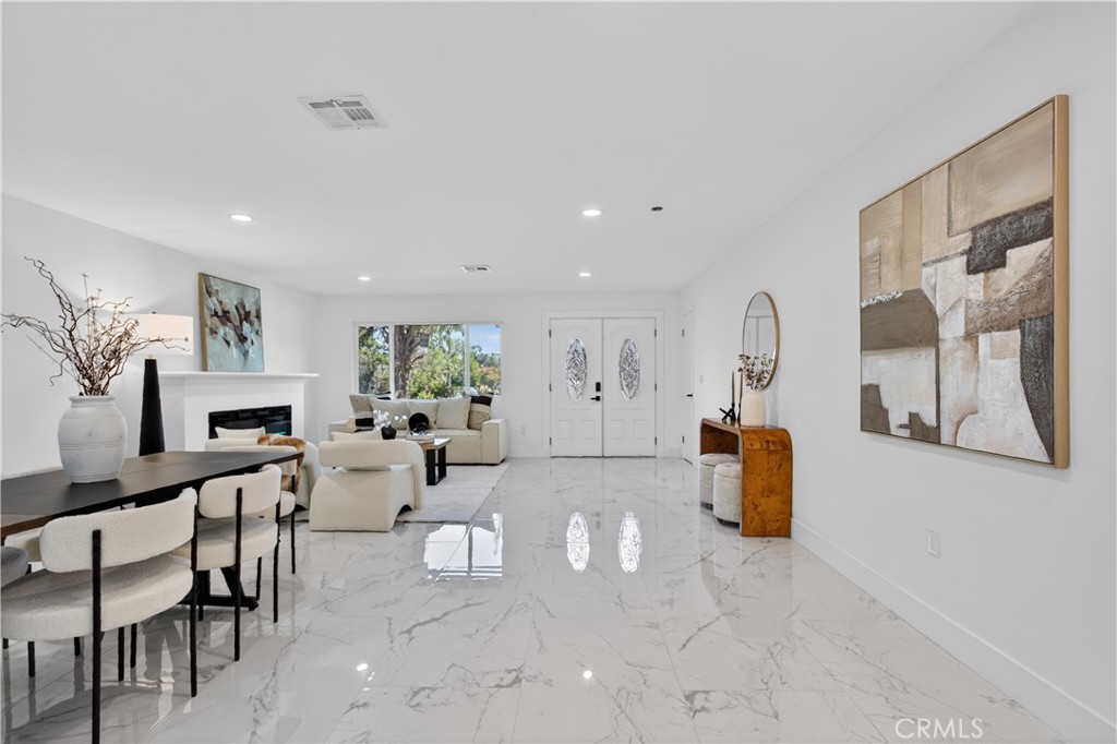 Lake Forest, California, 92630, United States, 3 Bedrooms Bedrooms, ,2 BathroomsBathrooms,Residential,Active,2038620
