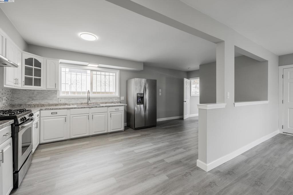 OAKLAND - Residential