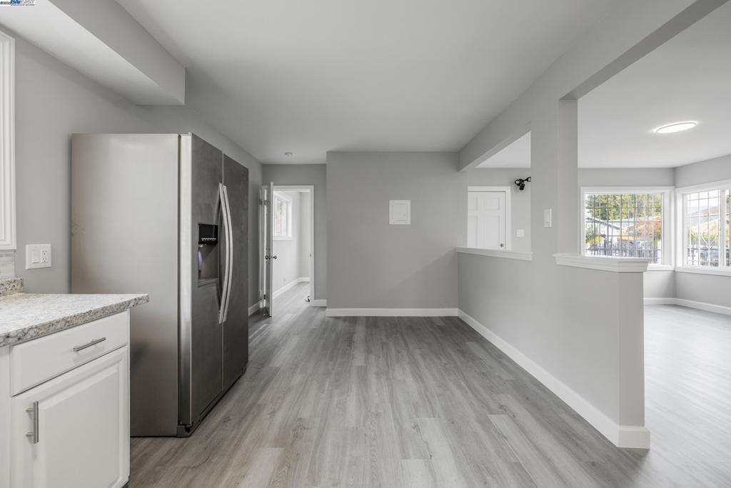 OAKLAND - Residential