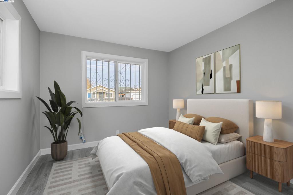 OAKLAND - Residential