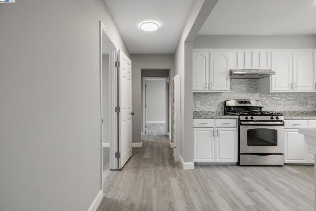 OAKLAND - Residential