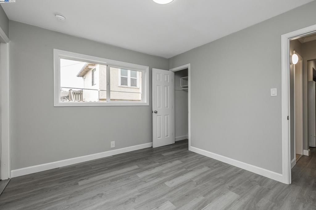 OAKLAND - Residential