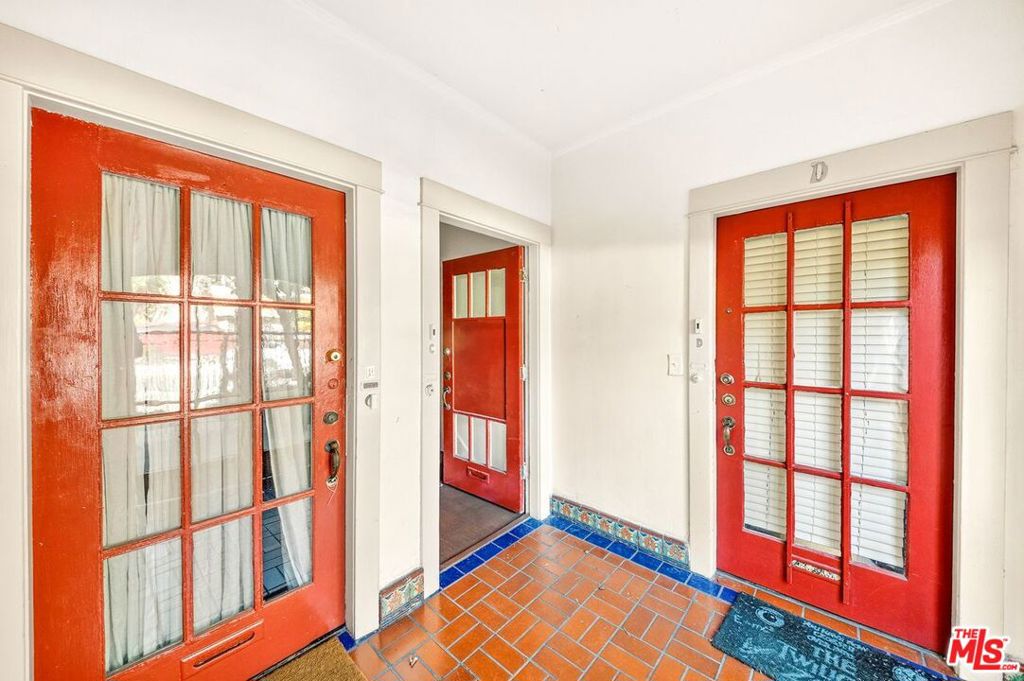 Properties 4 7360 Hollywood Boulevard A,B,C,D