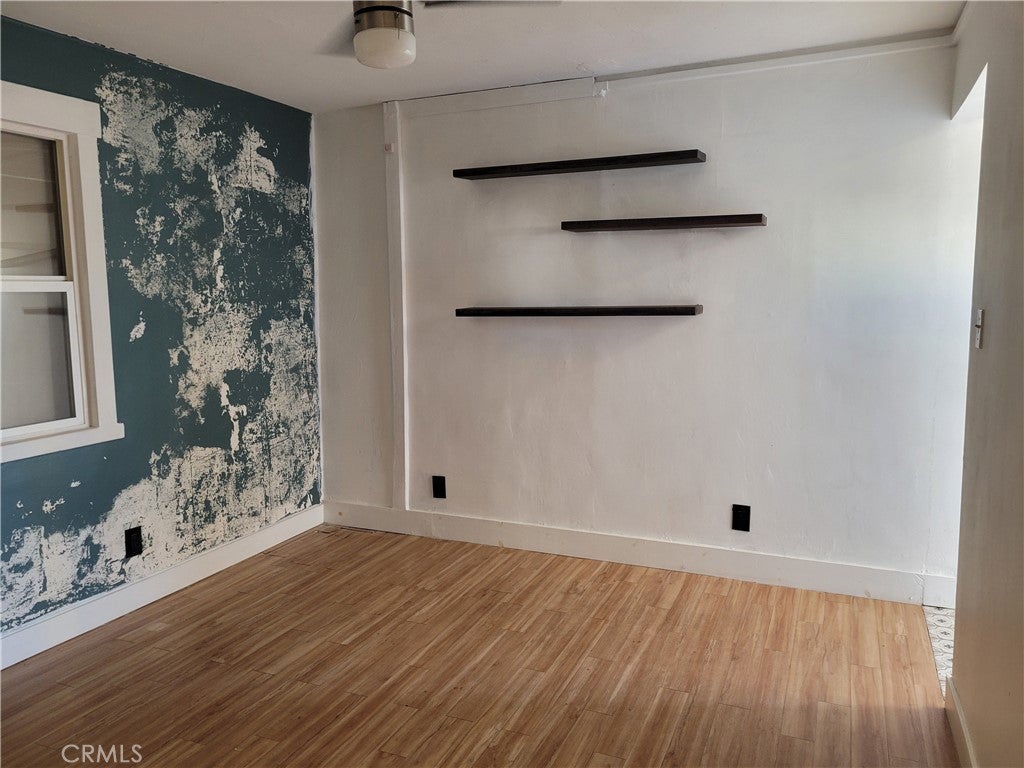 2828 E 10th