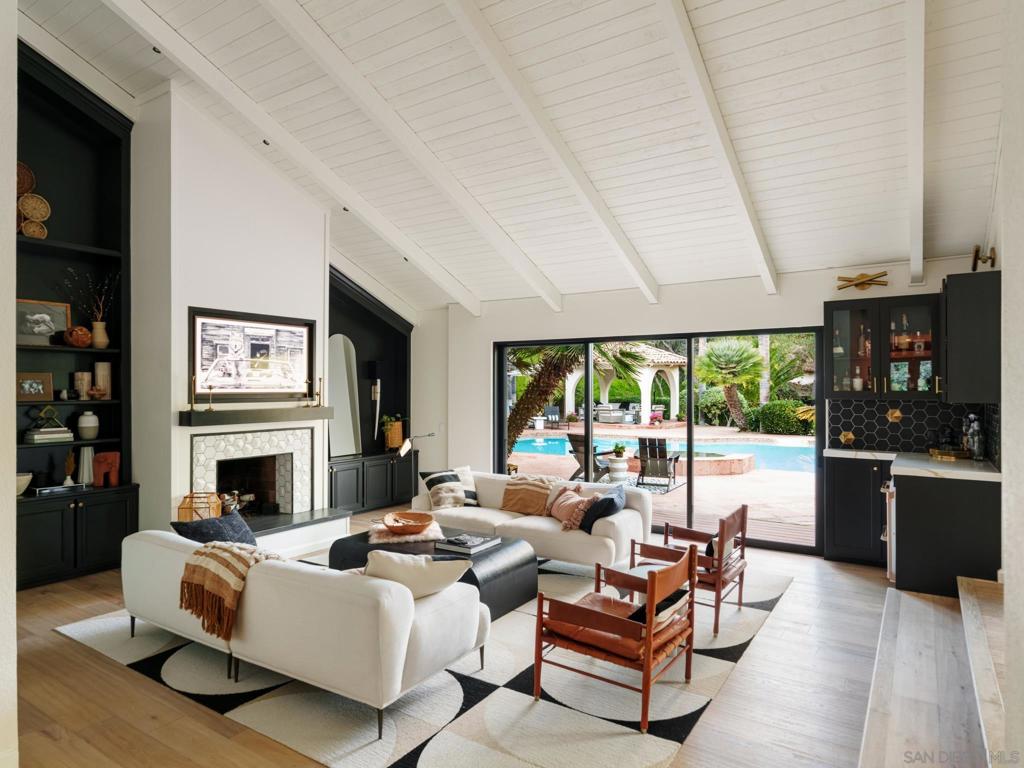 Rancho Santa Fe - Residential