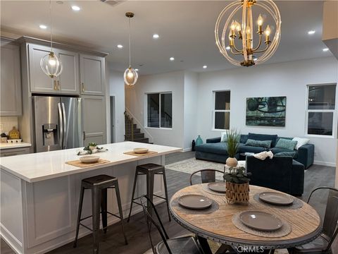 12511 12509 N Haleh Lane Sylmar CA 91342