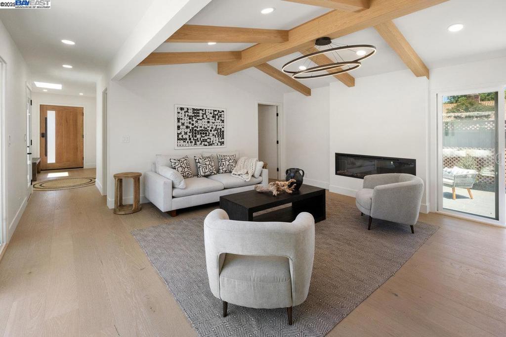 Properties 3 2662 Tuliptree Ln