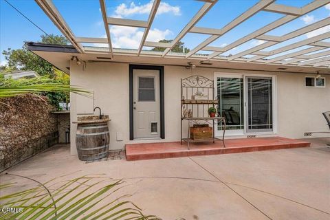 Tiny photo for 218 Palomares Avenue, Ventura, CA 93003 (MLS # V1-34934)