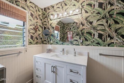 Tiny photo for 218 Palomares Avenue, Ventura, CA 93003 (MLS # V1-34934)