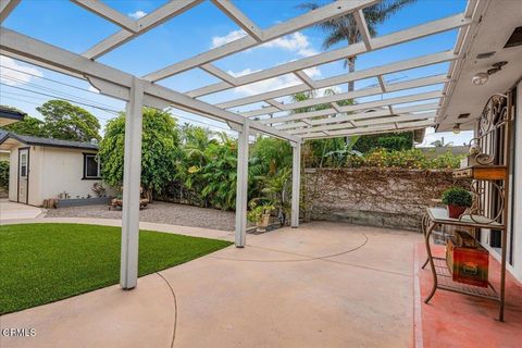 Tiny photo for 218 Palomares Avenue, Ventura, CA 93003 (MLS # V1-34934)