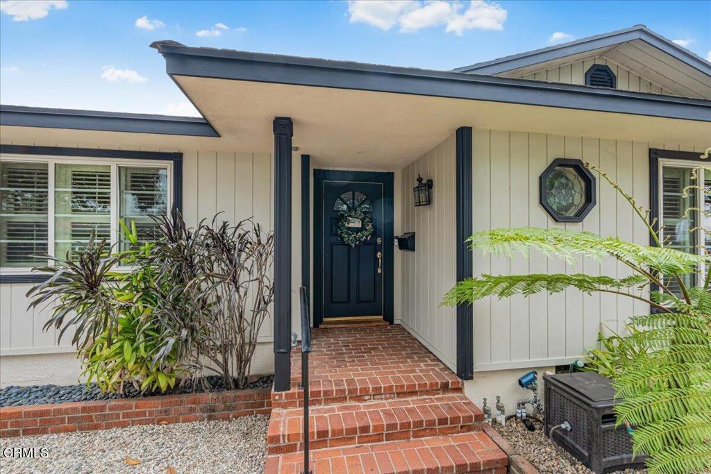 218 Palomares Avenue