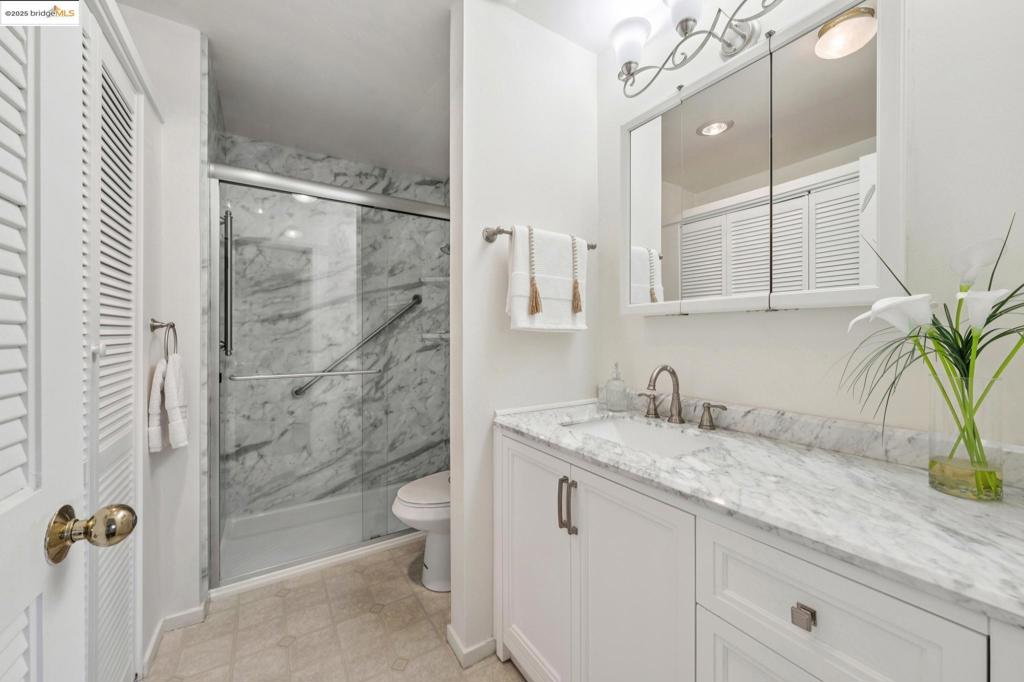 MARINA BAY - Residential