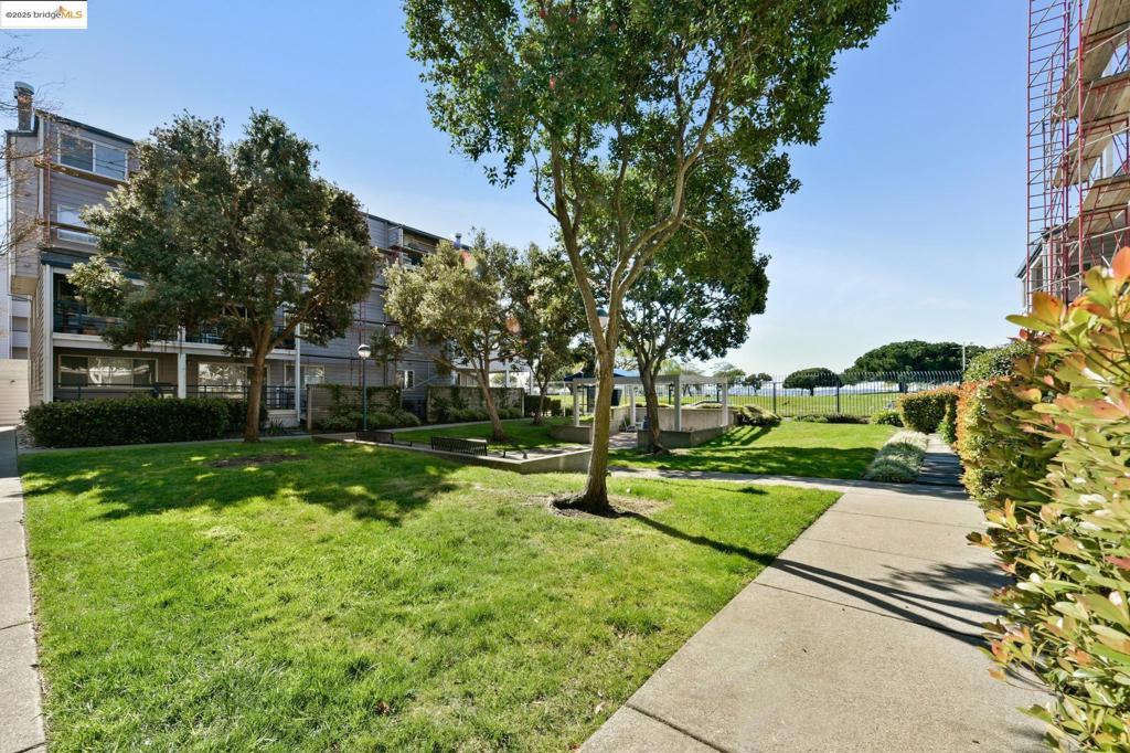 MARINA BAY - Residential