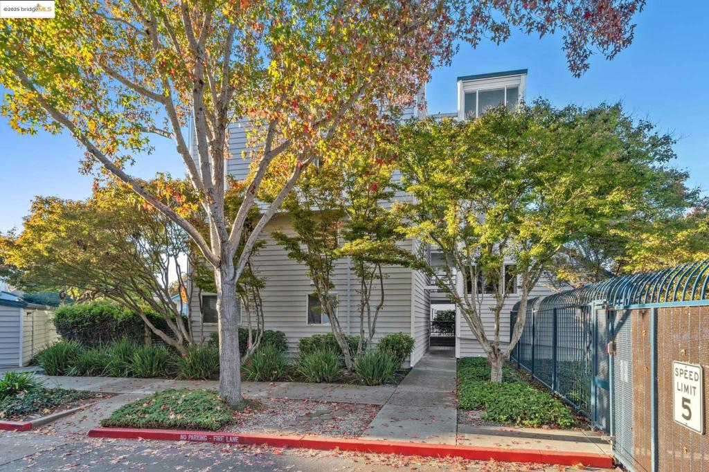 MARINA BAY - Residential