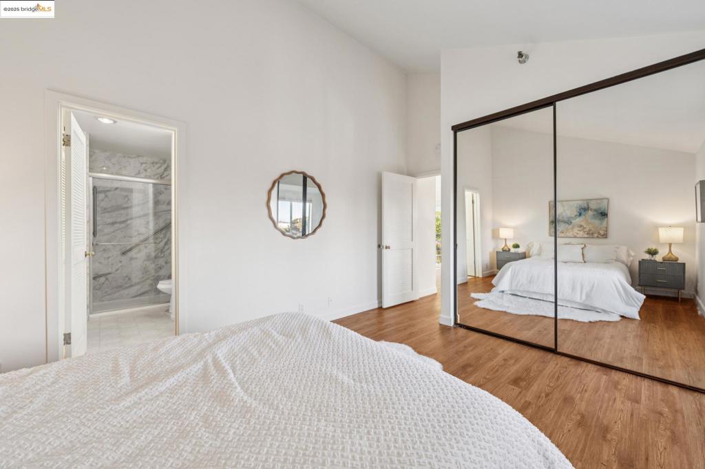 MARINA BAY - Residential