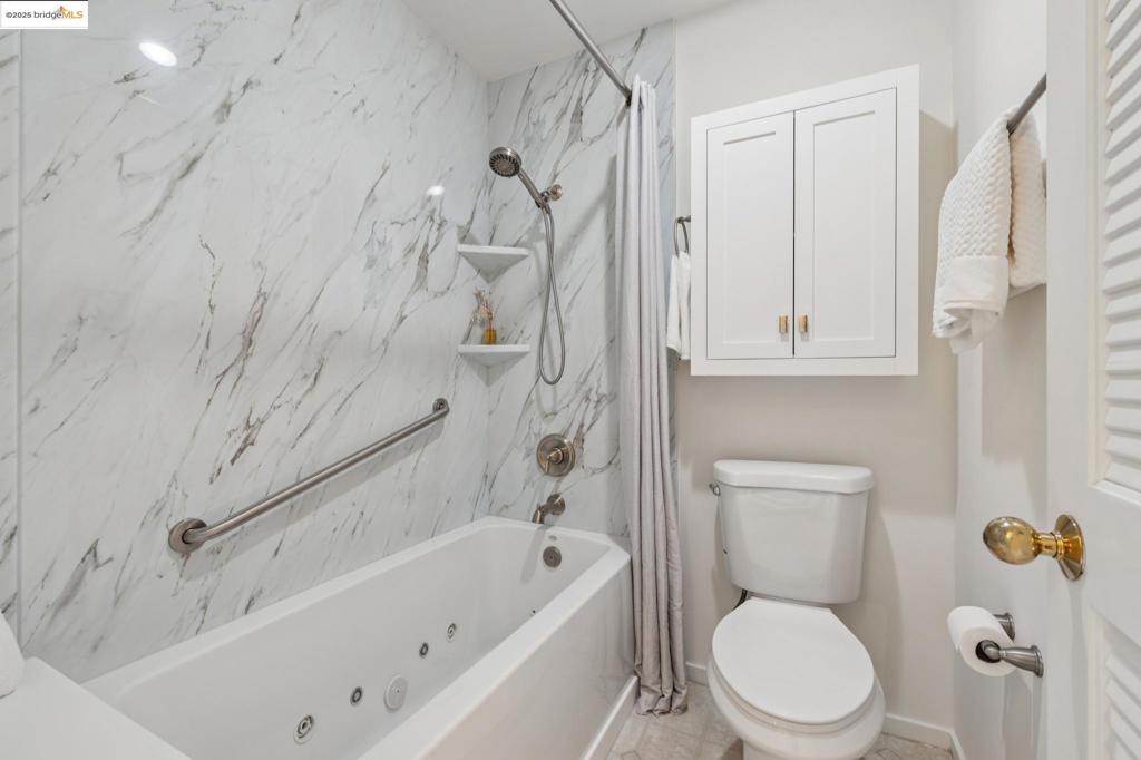 MARINA BAY - Residential