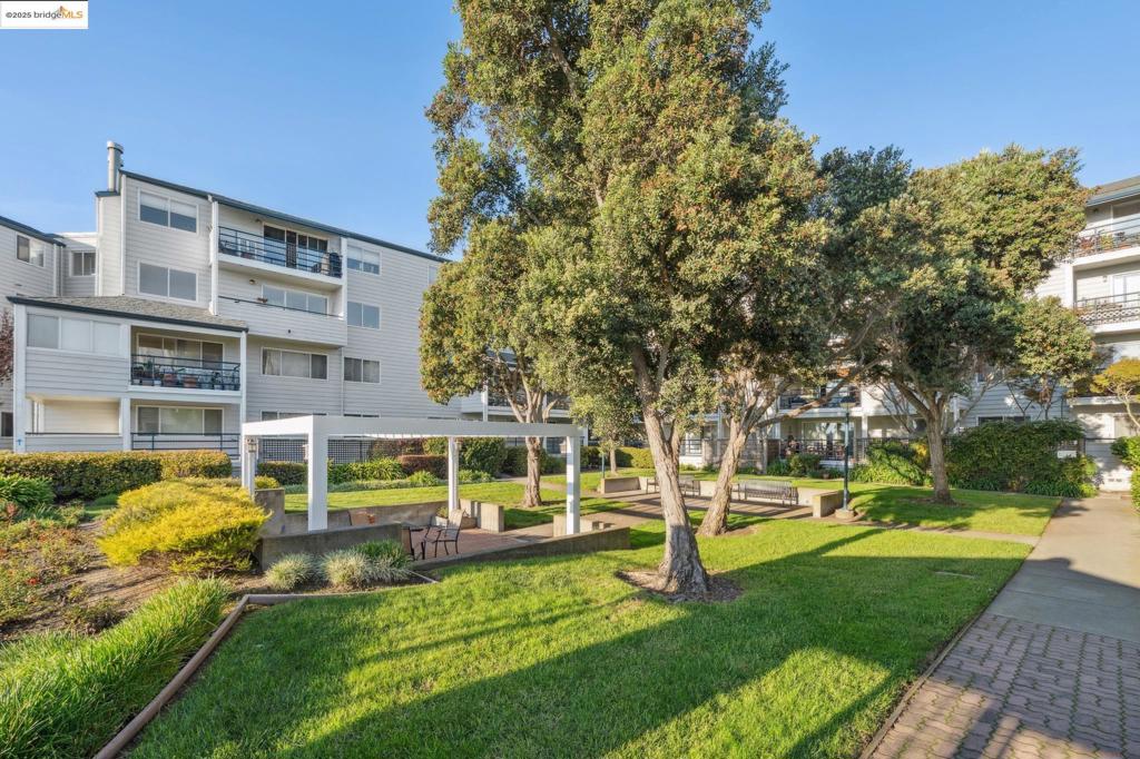 MARINA BAY - Residential