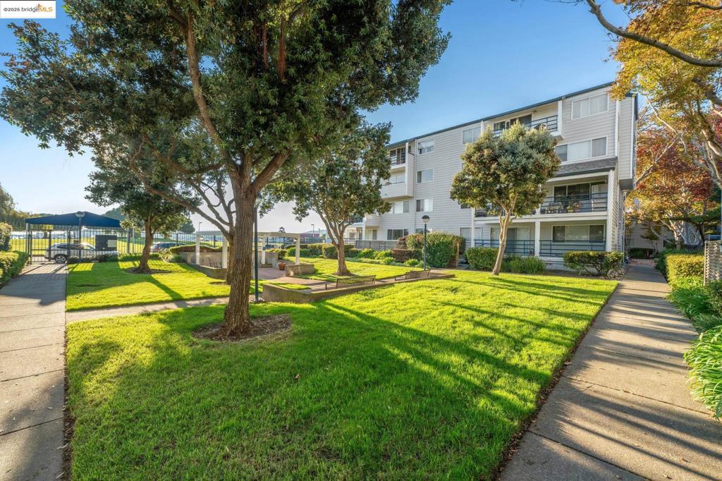 MARINA BAY - Residential