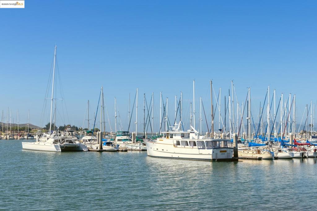 MARINA BAY - Residential