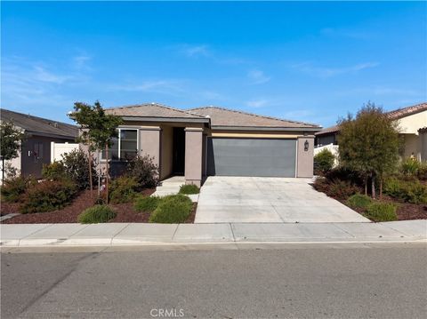 Photo of 1585 Sunswept Way, Beaumont, CA 92223 (MLS # IV26093829)