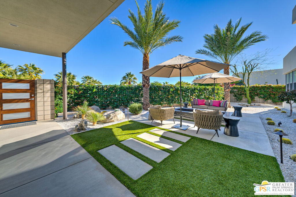 573 Altair Court