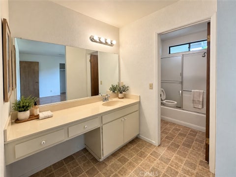 Tiny photo for 122 Flag WAY, Paso Robles, CA 93446 (MLS # NS26213986)
