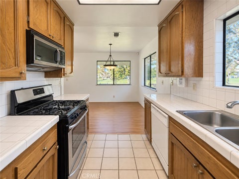 Tiny photo for 122 Flag WAY, Paso Robles, CA 93446 (MLS # NS26213986)