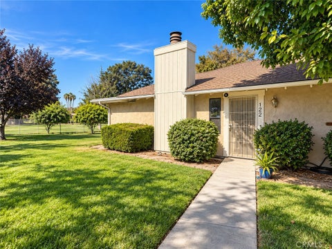 Photo of 122 Flag WAY, Paso Robles, CA 93446 (MLS # NS26213986)