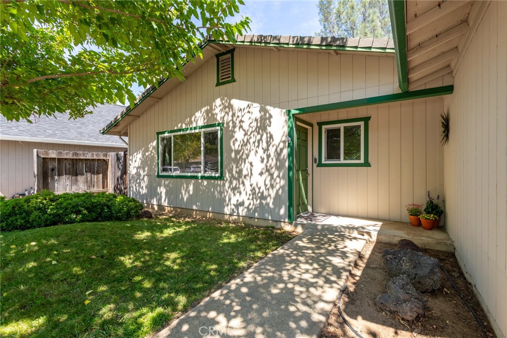 2880 Lake Redding Drive