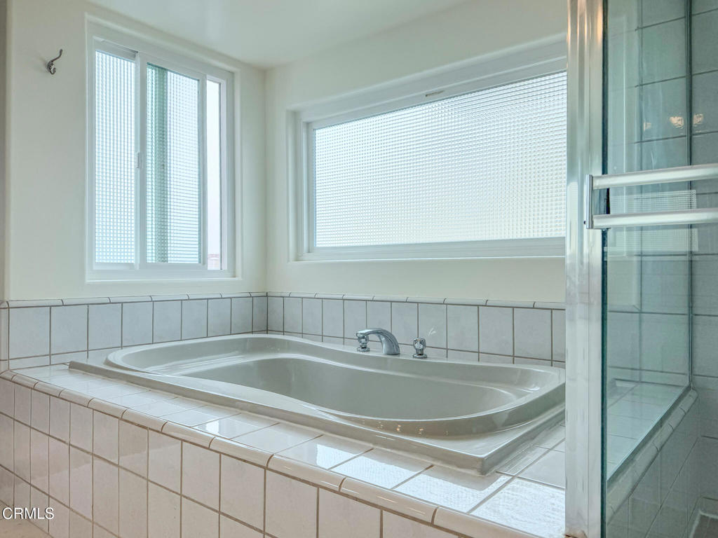 Hollywood Beach - 0302 - Residential Lease