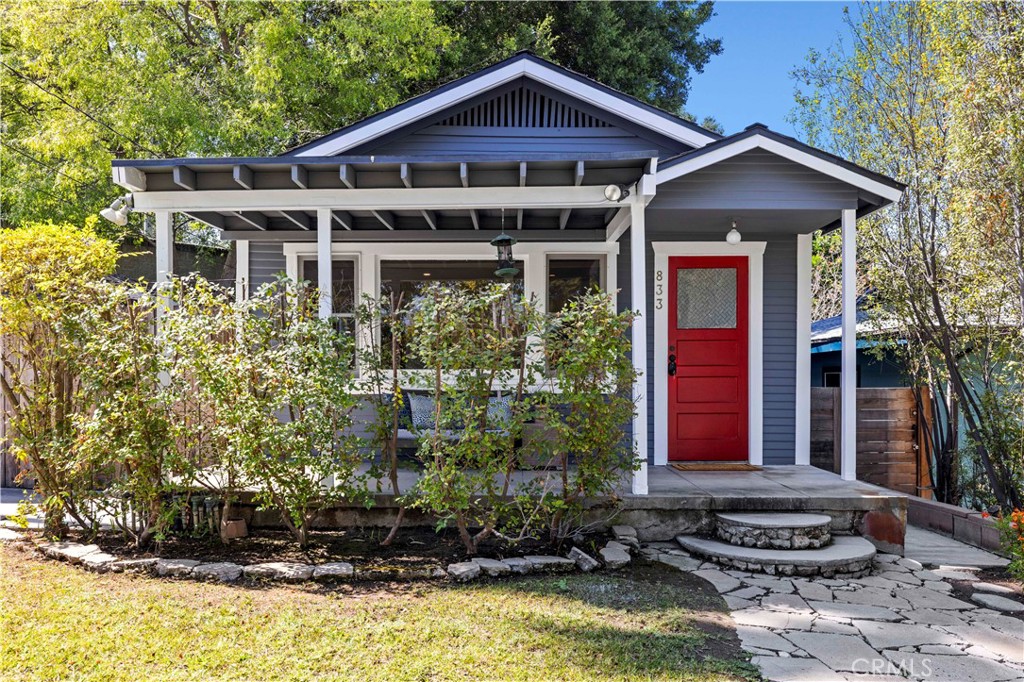 833 Orange Grove Place