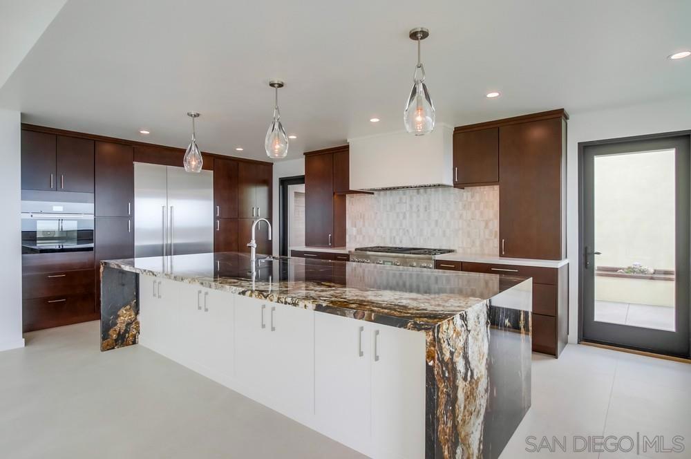 Del Mar - Residential Lease
